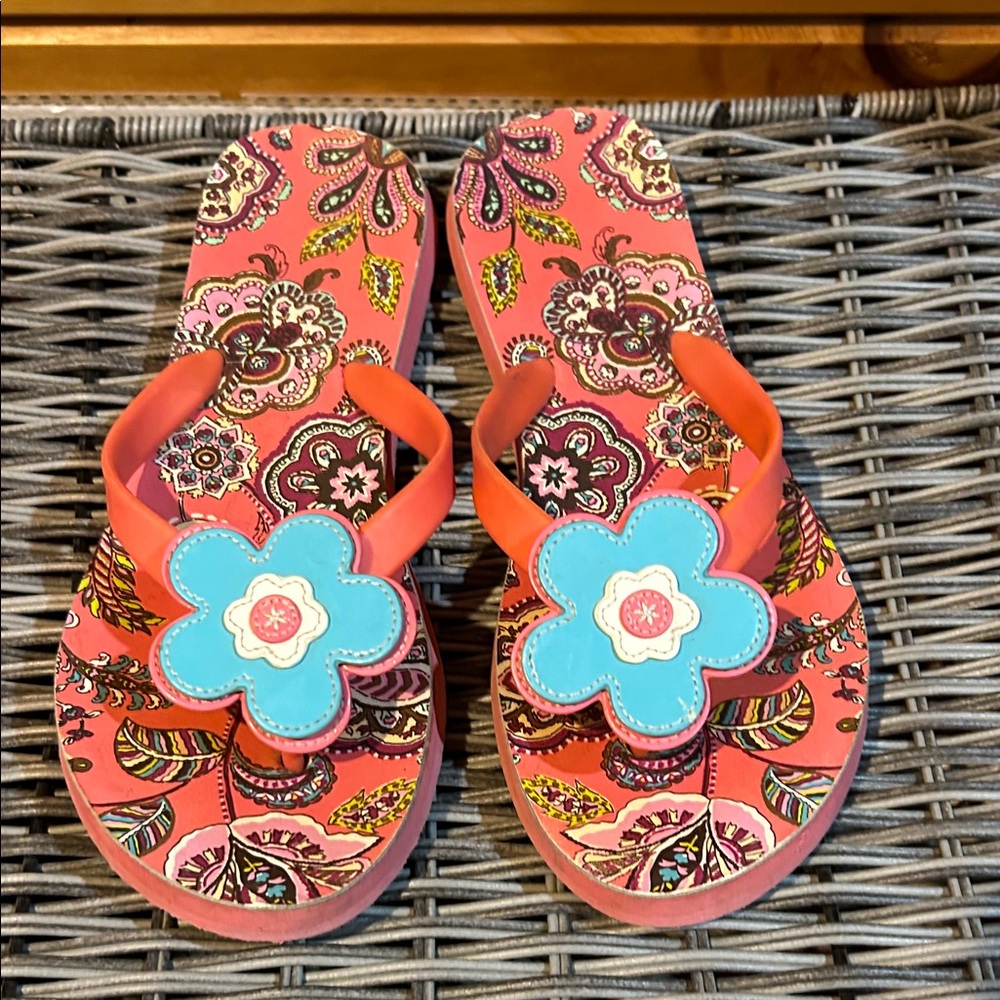 Vera Bradley flip flops